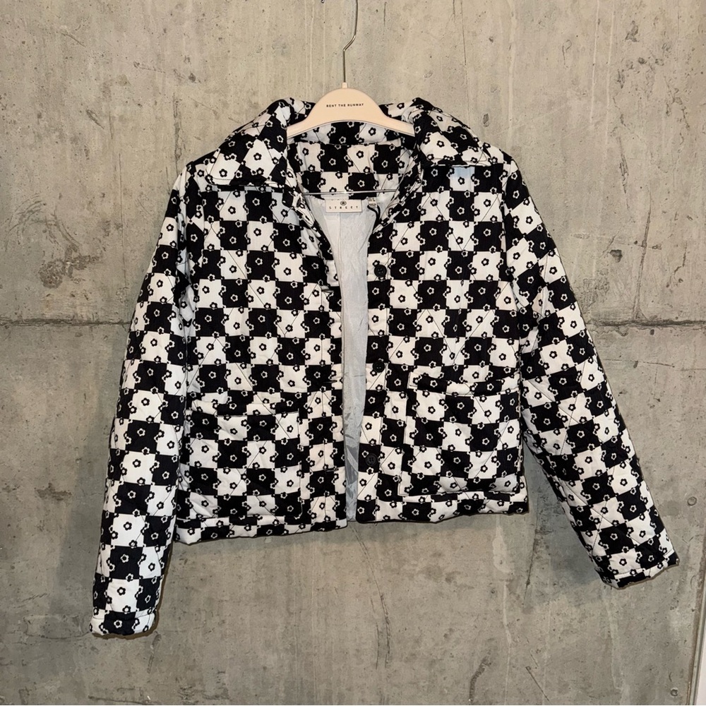 Daisy Street Black and White Floral Puffer Jacket